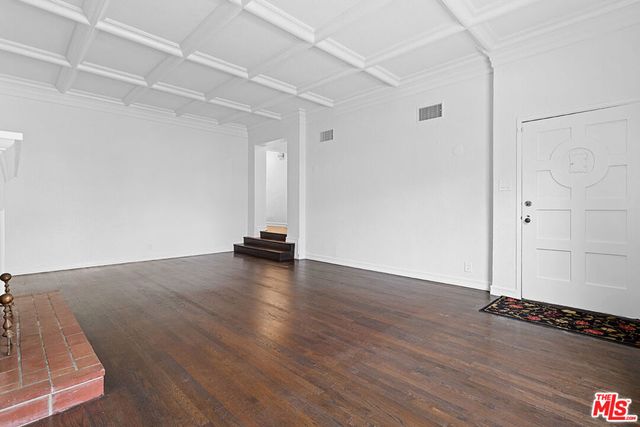 6611 W 6th Street, Los Angeles, CA 90048