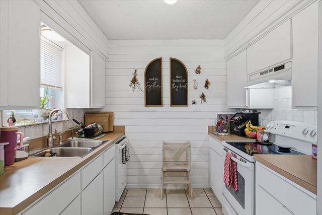 1035 Houston Street, Wills Point, TX 75169