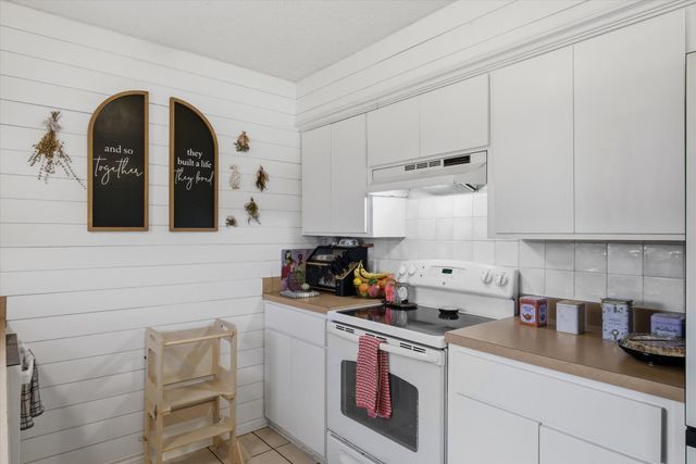 1035 Houston Street, Wills Point, TX 75169