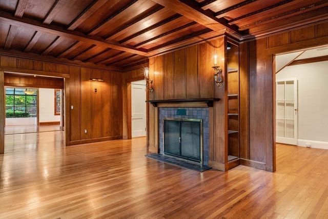 12 Summit Rd, Lexington, MA 02421