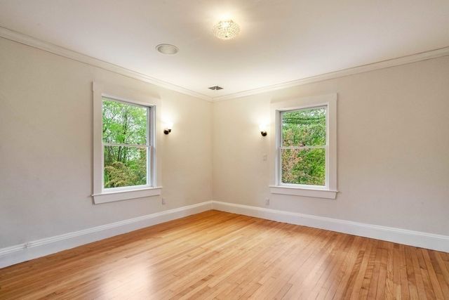 12 Summit Rd, Lexington, MA 02421