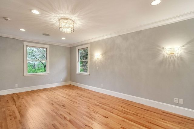 12 Summit Rd, Lexington, MA 02421