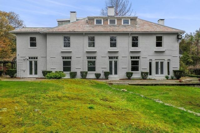 12 Summit Rd, Lexington, MA 02421