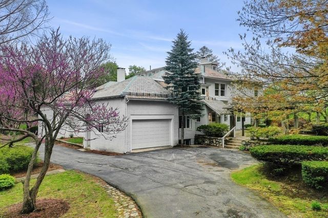 12 Summit Rd, Lexington, MA 02421