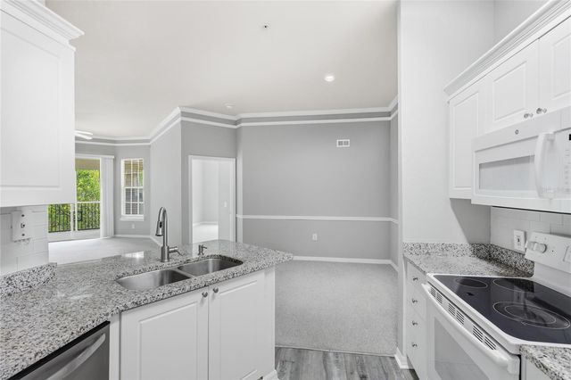 5122 NORTHRIDGE ROAD 307, Sarasota, FL 34238