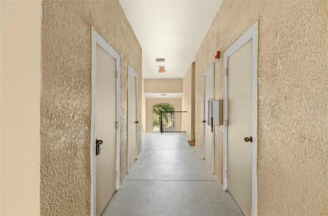 5122 NORTHRIDGE ROAD 307, Sarasota, FL 34238