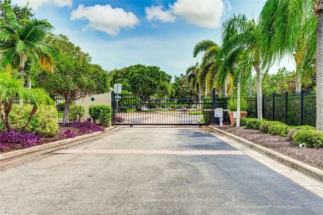 5122 NORTHRIDGE ROAD 307, Sarasota, FL 34238