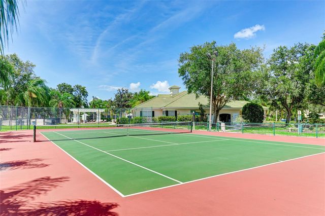 5122 NORTHRIDGE ROAD 307, Sarasota, FL 34238