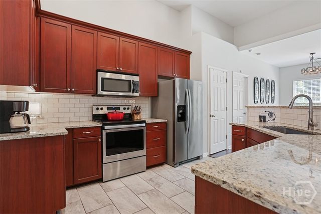 192 Willow Point Circle, Savannah, GA 31407