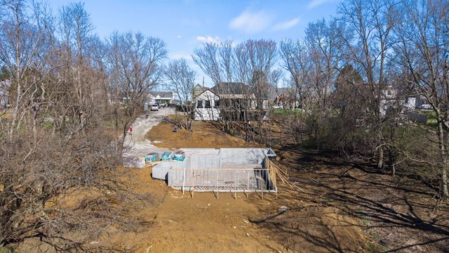 192 Kentucky Drive, Newport, KY 41071