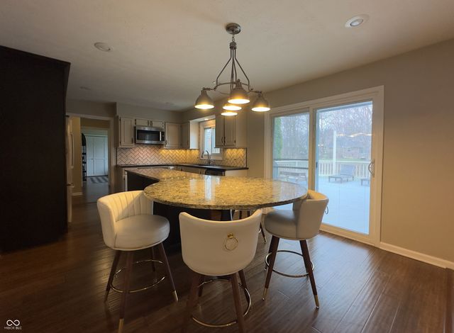 1260 Driftwood Drive, Carmel, IN 46033