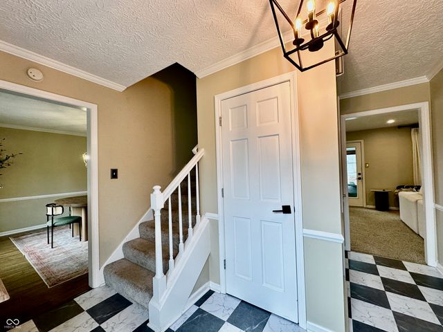 1260 Driftwood Drive, Carmel, IN 46033