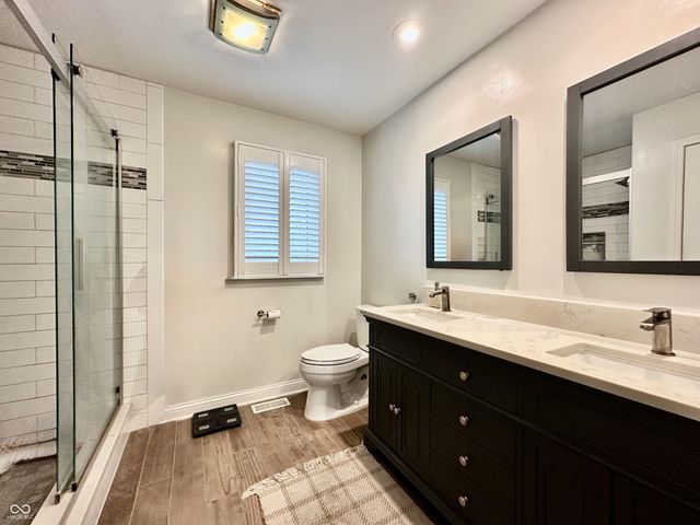 1260 Driftwood Drive, Carmel, IN 46033