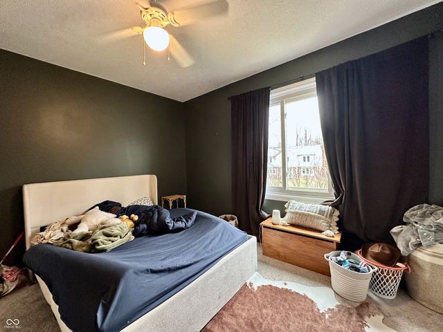 1260 Driftwood Drive, Carmel, IN 46033