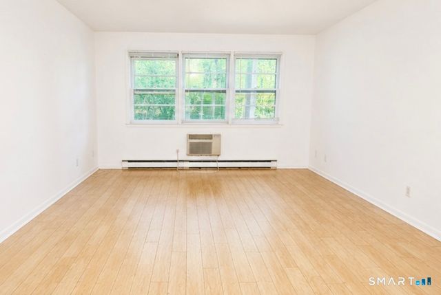 1730 State Street 208, Hamden, CT 06517