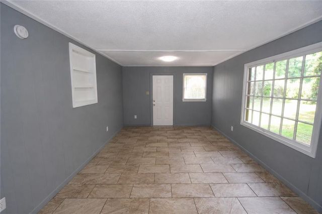 2520 Farnell Drive, Mobile, AL 36605