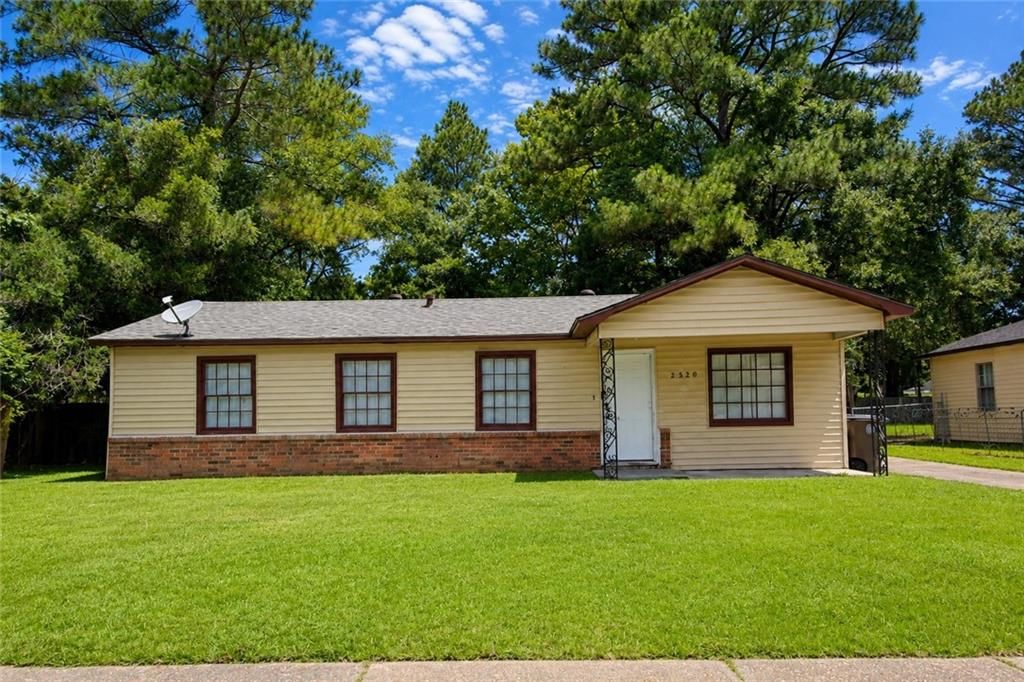 2520 Farnell Drive, Mobile, AL 36605