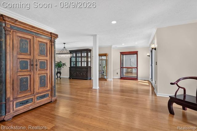 368 Bonnie Circle, Howell, MI 48843