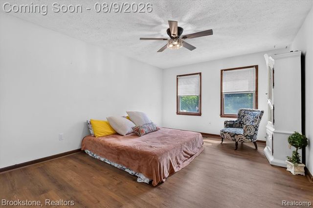 368 Bonnie Circle, Howell, MI 48843