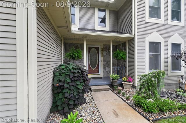 368 Bonnie Circle, Howell, MI 48843