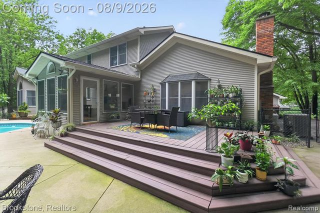 368 Bonnie Circle, Howell, MI 48843