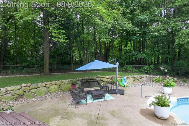 368 Bonnie Circle, Howell, MI 48843