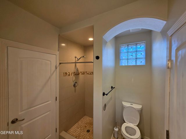 155 S Moon Road, Socorro, TX 79927