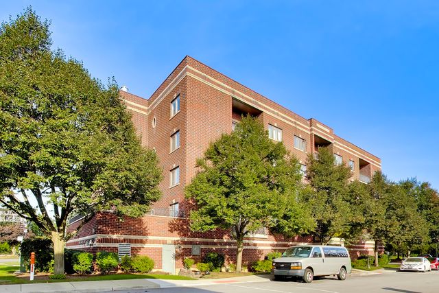 450 S Western Avenue 505, Des Plaines, IL 60016