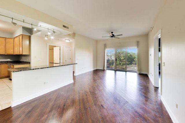 450 S Western Avenue 505, Des Plaines, IL 60016