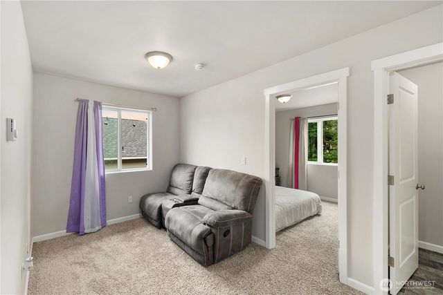 1202 E 58th Street, Tacoma, WA 98404