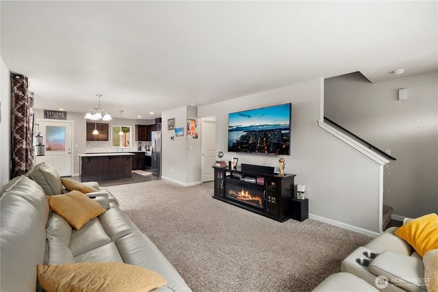 1202 E 58th Street, Tacoma, WA 98404