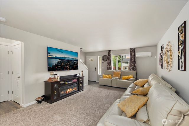 1202 E 58th Street, Tacoma, WA 98404