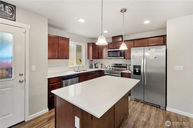 1202 E 58th Street, Tacoma, WA 98404