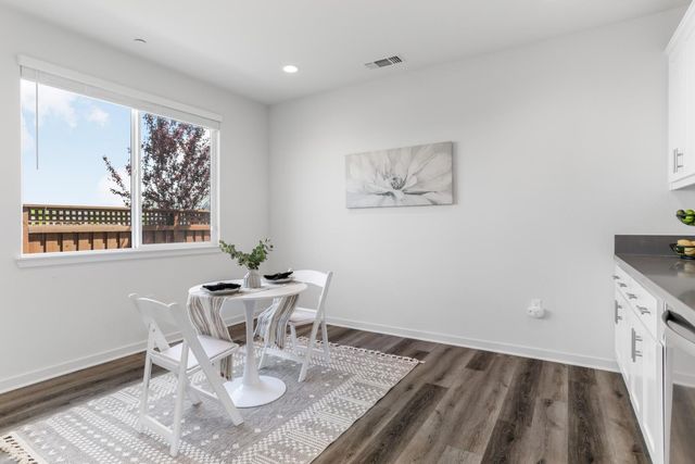 3104 Needham Ave, Lathrop, CA 95330