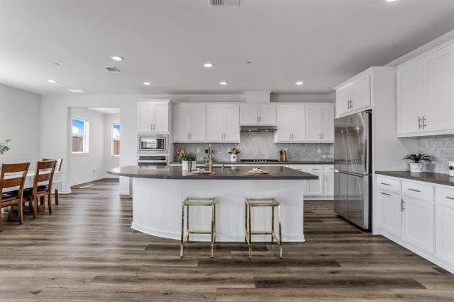 3104 Needham Ave, Lathrop, CA 95330