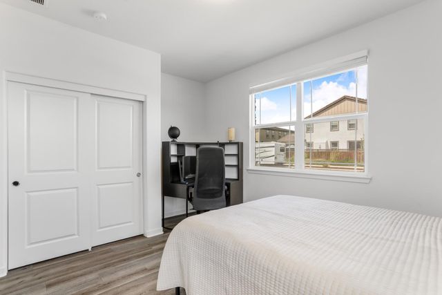 3104 Needham Ave, Lathrop, CA 95330