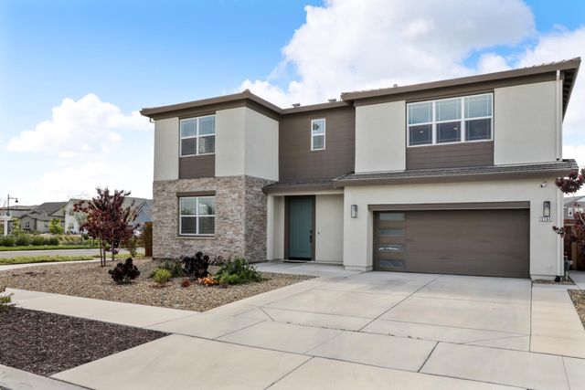 3104 Needham Ave, Lathrop, CA 95330