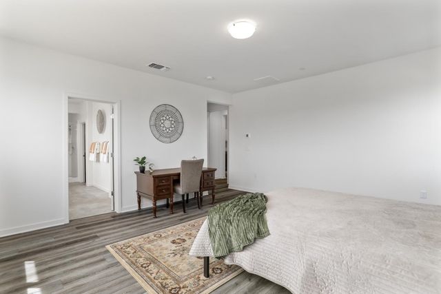 3104 Needham Ave, Lathrop, CA 95330