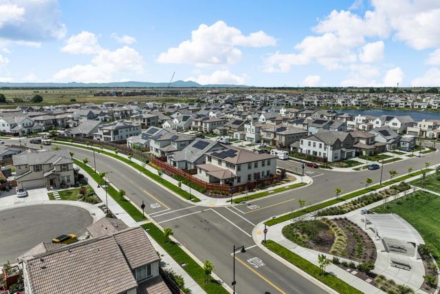 3104 Needham Ave, Lathrop, CA 95330