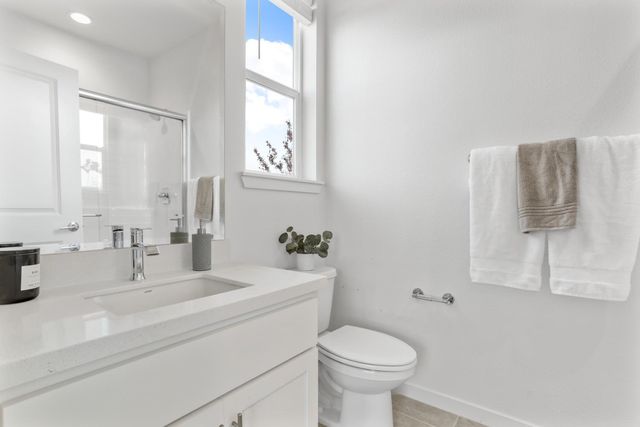 3104 Needham Ave, Lathrop, CA 95330