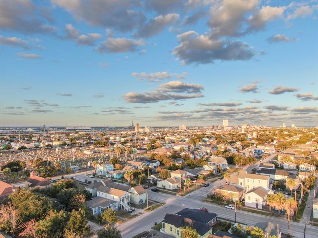 1314 42nd Street, Galveston, TX 77550