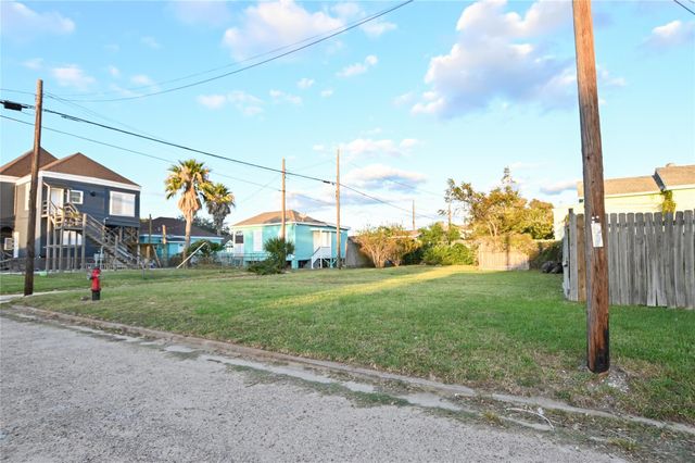 1314 42nd Street, Galveston, TX 77550