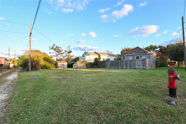 1314 42nd Street, Galveston, TX 77550