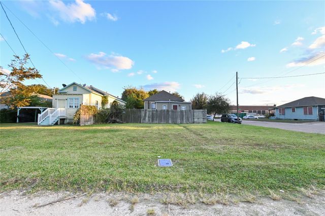 1314 42nd Street, Galveston, TX 77550