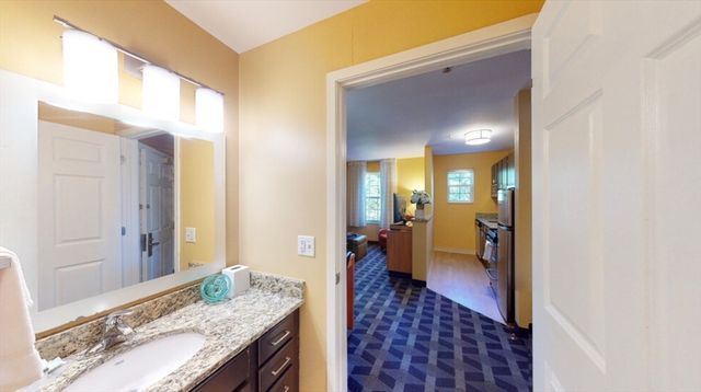 20 International Place 209, Tewksbury, MA 01876