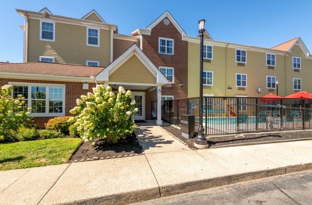 20 International Place 209, Tewksbury, MA 01876