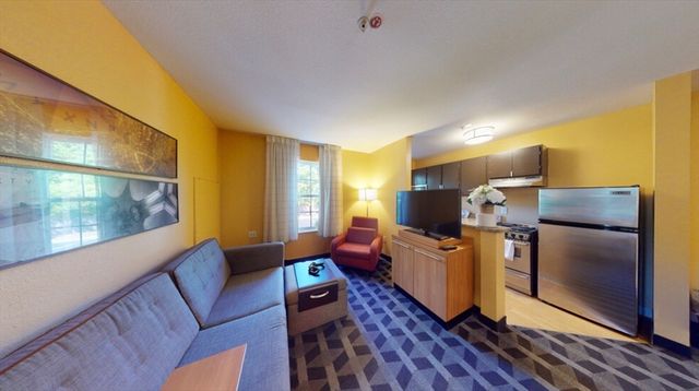 20 International Place 209, Tewksbury, MA 01876