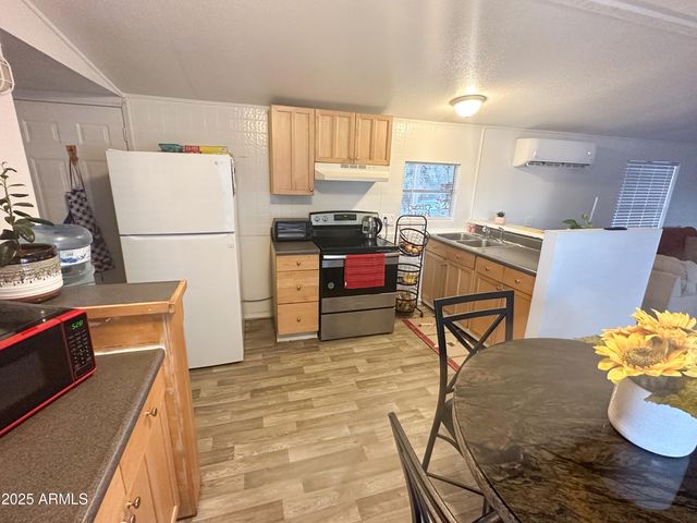 20861 E MINGUS Drive, Mayer, AZ 86333