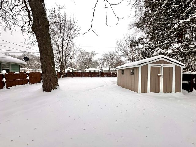 2720 Gilboa Avenue, Zion, IL 60099