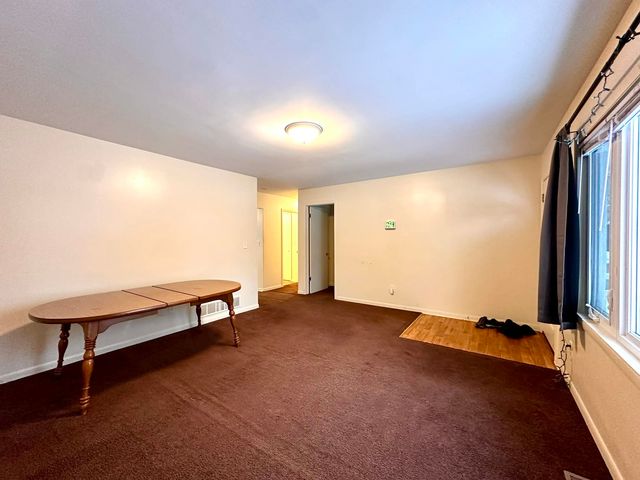 2720 Gilboa Avenue, Zion, IL 60099